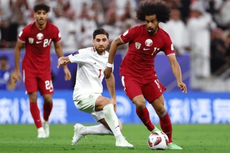 منتخب قطر يبلغ نهائي كأس آسيا للمرة الثانية تواليًا شكيب الناضي