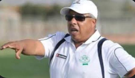 المدرب الوطني امحمد فاخر ضمن قائمة المرشحين الافضل لقيادة نادي الرجاء الرياضي