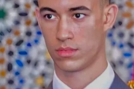 رئيس وأعضاء جمعية منتدى المبدعين المغاربة بمكناس يباركون لصاحب السمو الملكي ولي العهد مولاي الحسن بمناسبة عيد ميلاده الثاني والعشرين